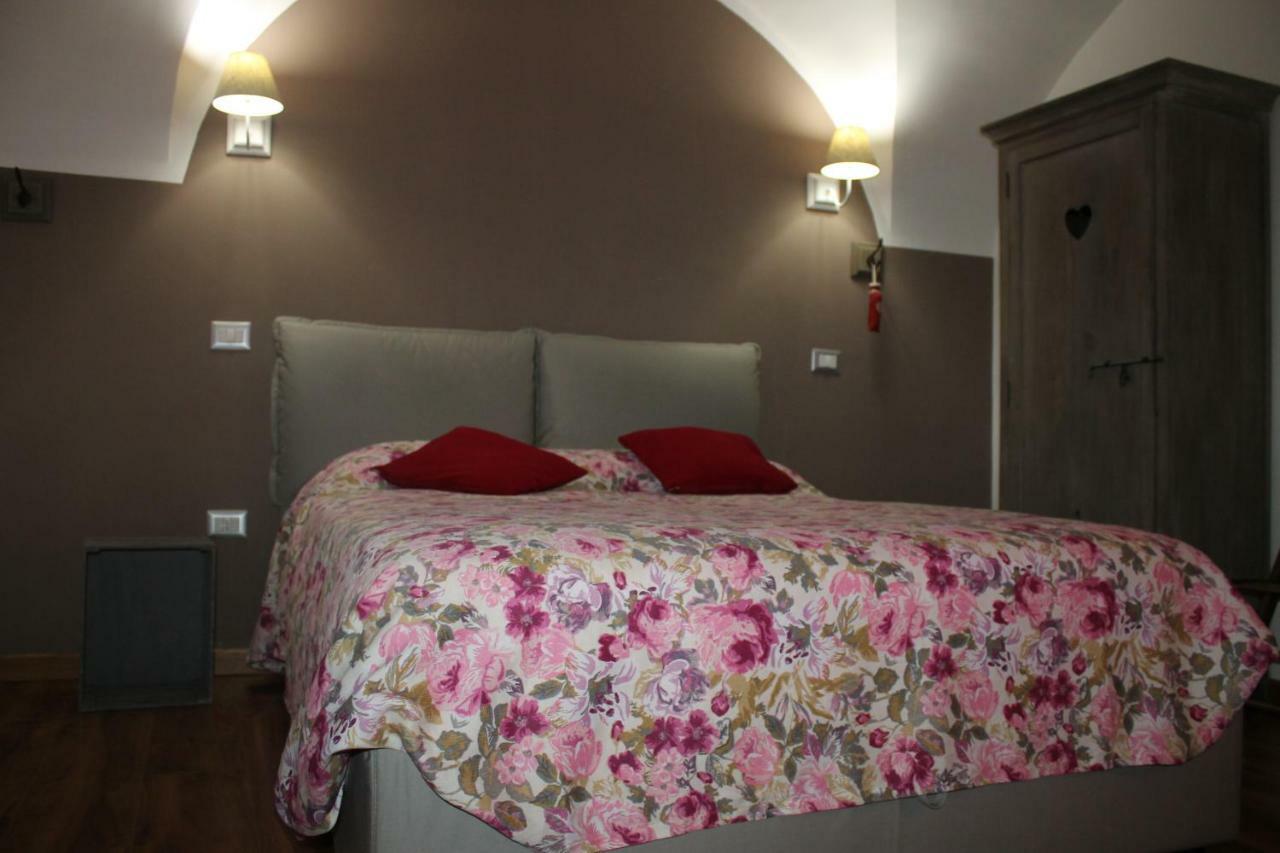A Due Passi Dal Duomo Villa Nápoly Kültér fotó